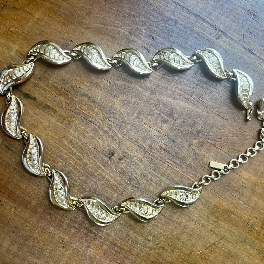 Monet Gold-Tone Leaf Necklace